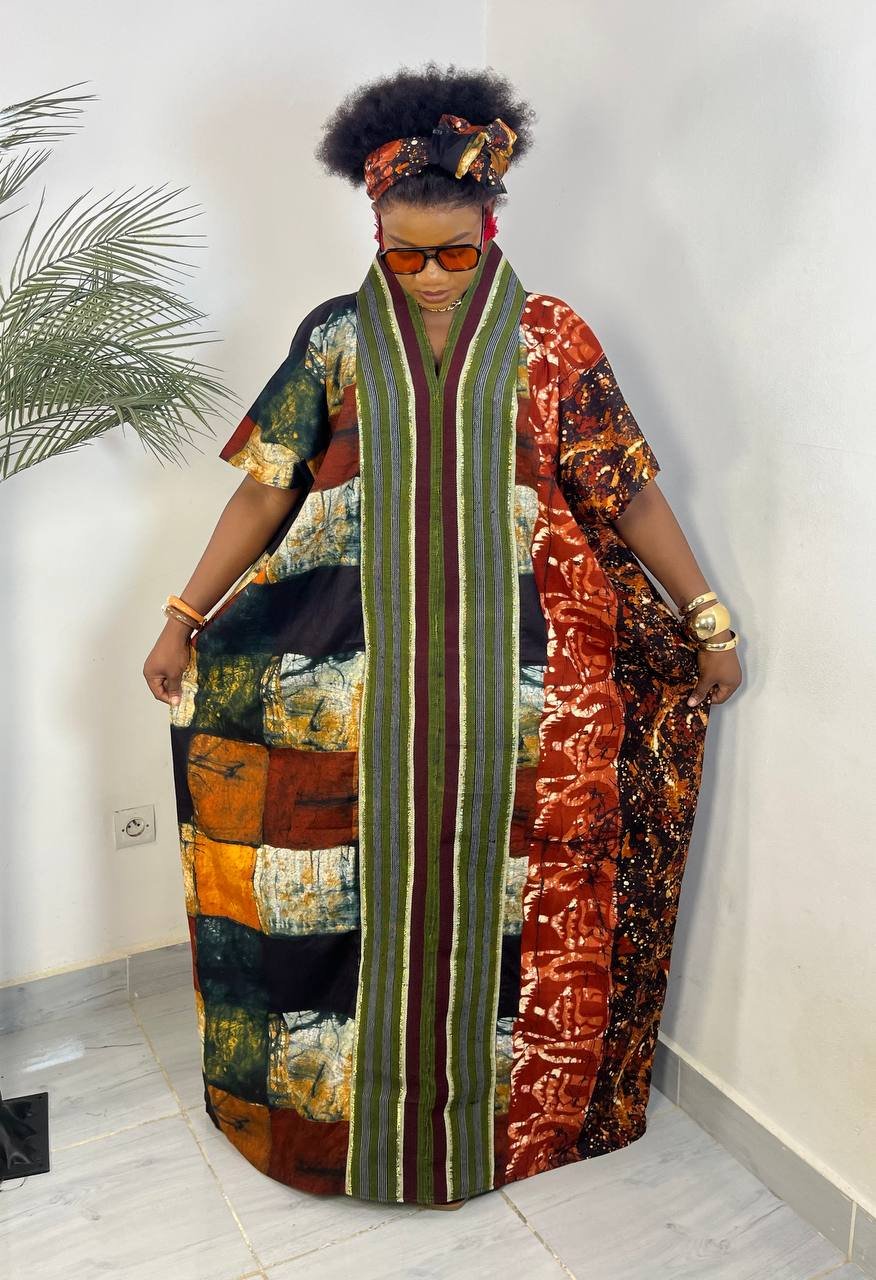 Robe wax nature urbaine – Style contemporain et confort à Abidjan