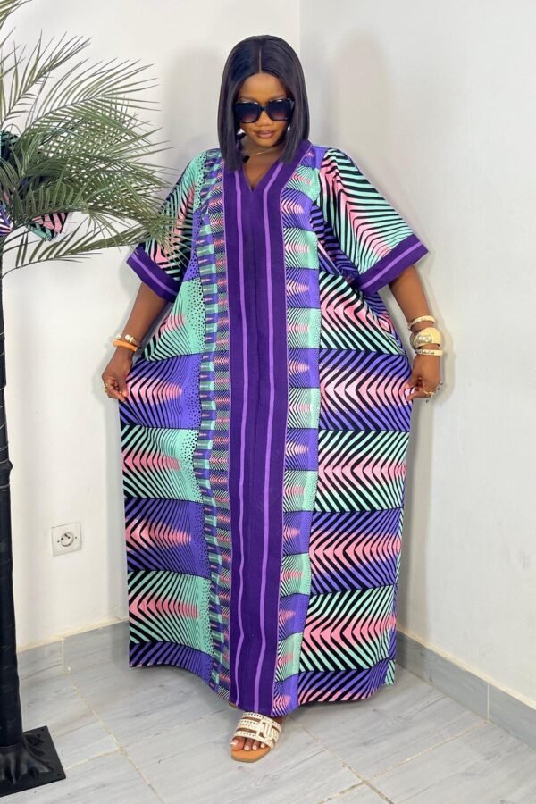 Robe wax aqua – Élégance fraîche et style moderne à Abidjan