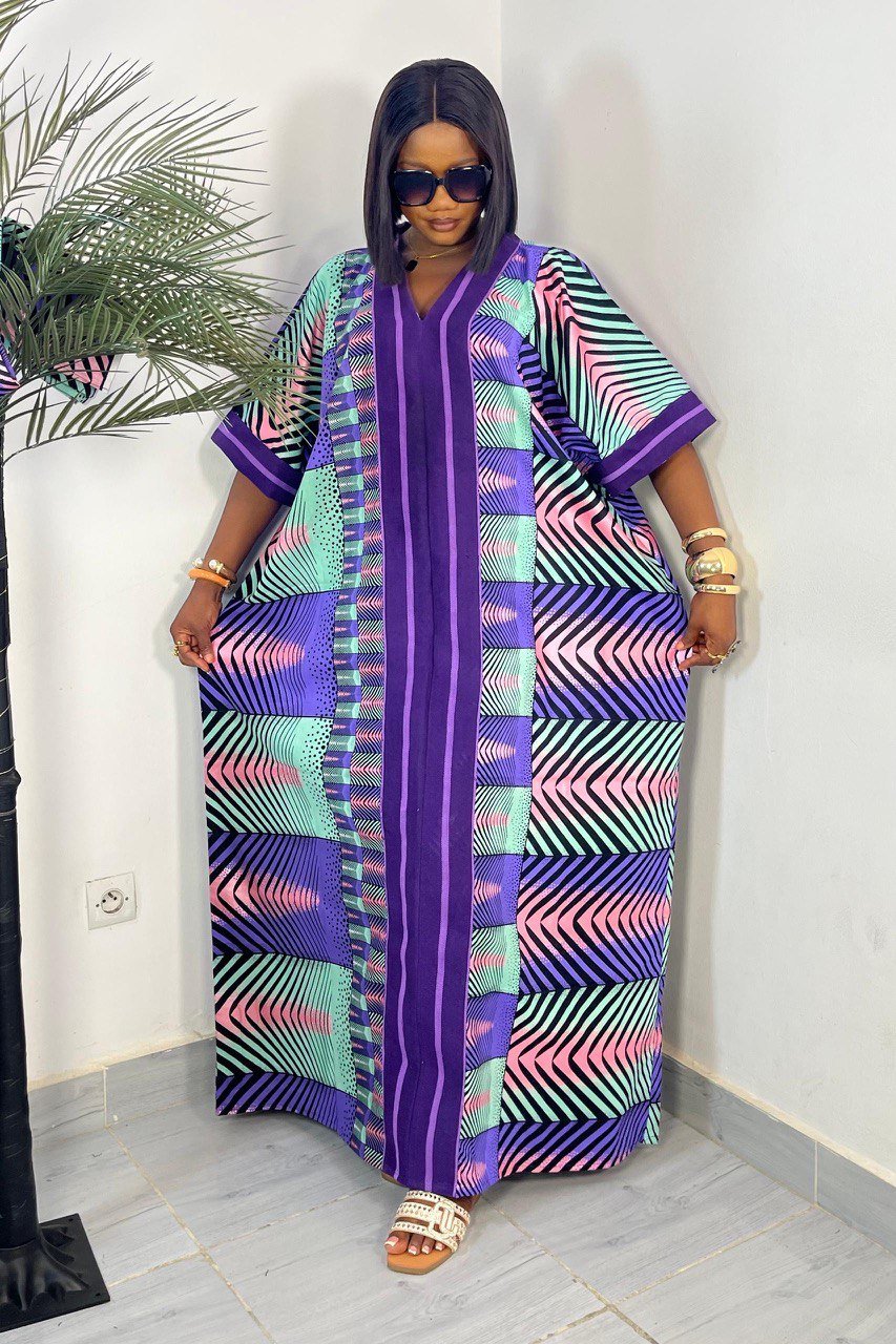 Robe wax aqua – Élégance fraîche et style moderne à Abidjan